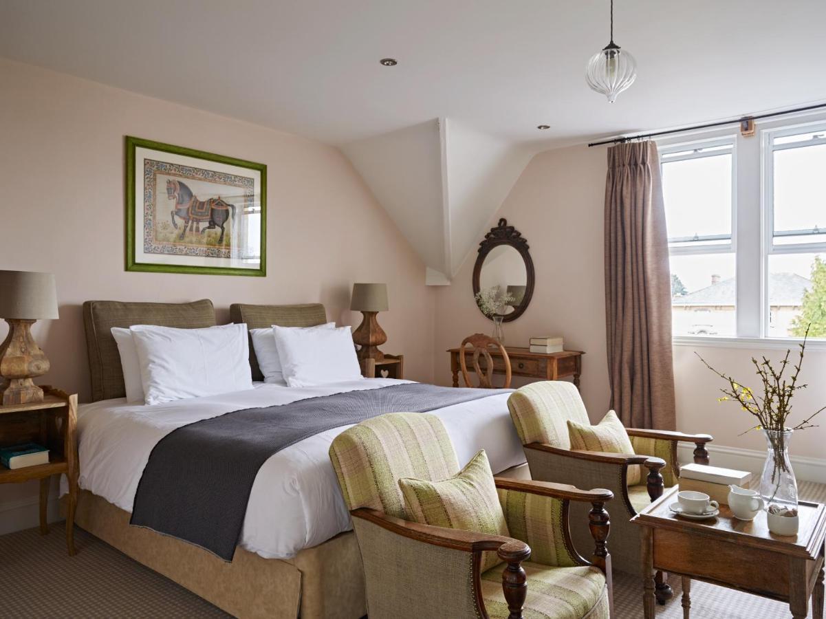 Cotswold Grange Bed & Breakfast Cheltenham Bagian luar foto
